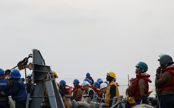 USS Truxtun Conducts RAS with USNS Cesar Chavez (T-AKE 14)