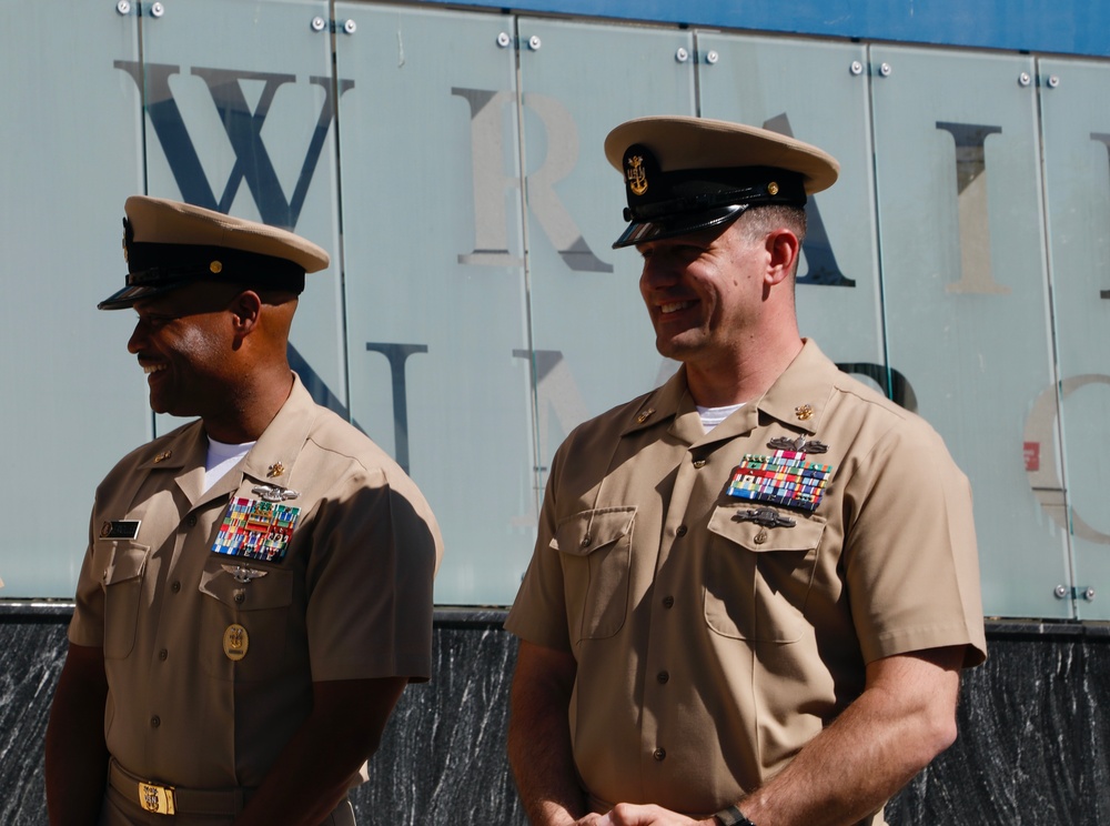 NMRC Command Master Chief Reenlists, Turns Over Office