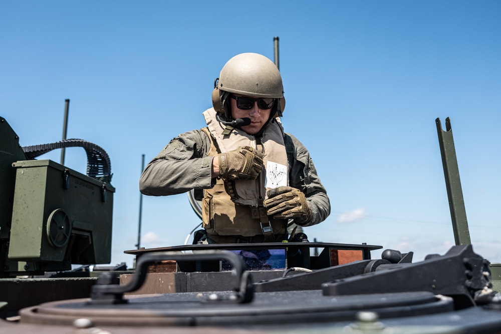 2nd AA BN ACV Surf Ops