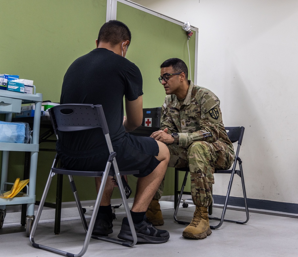 U.S.-Japan-Australia Medics Come Together to Support Yama Sakura 89