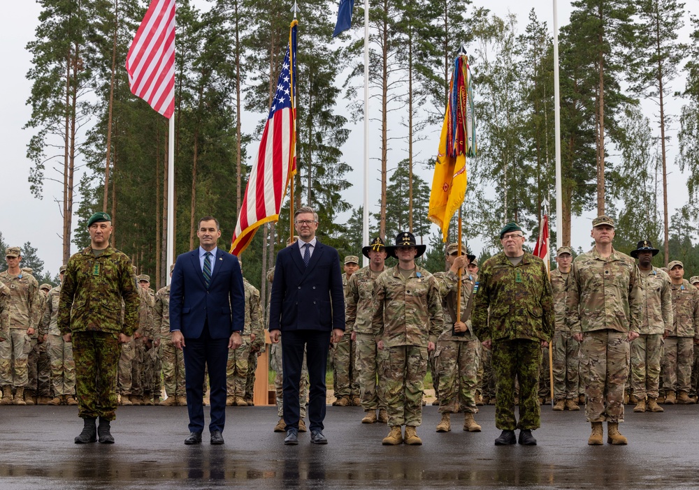 U.S. 5-7th Cavalry Regiment Soldiers receive NATO Kaitsel Medal