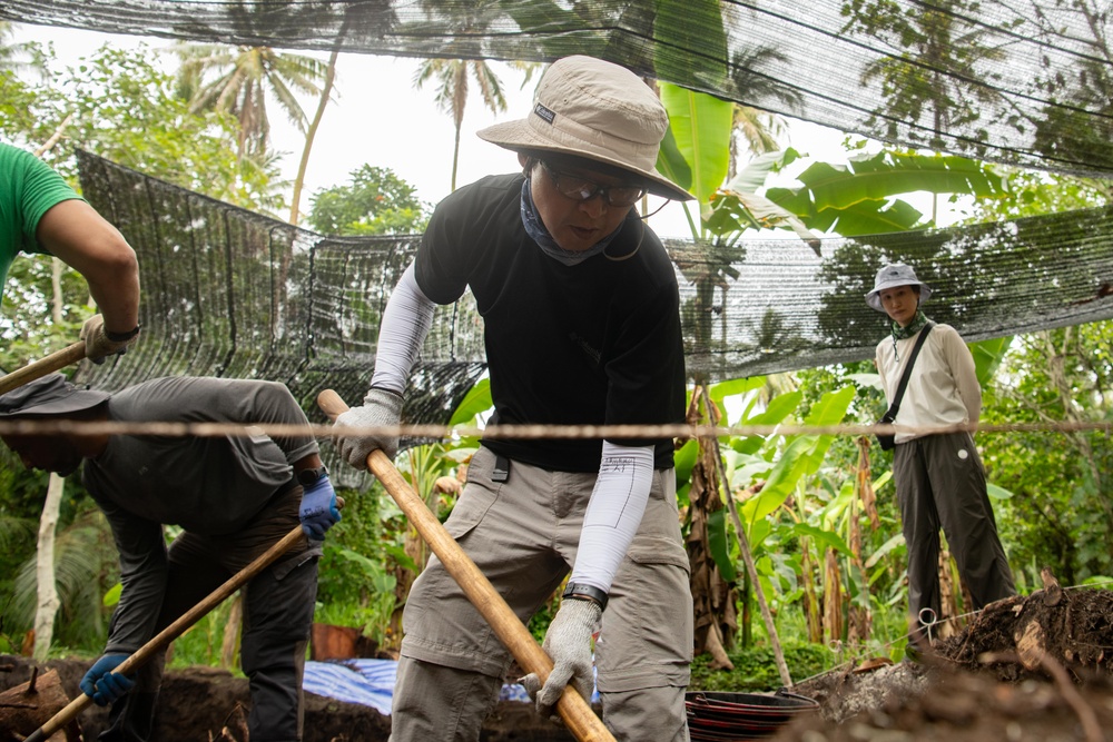 Korean MOIS visits DPAA 25-4PG Excavation Site