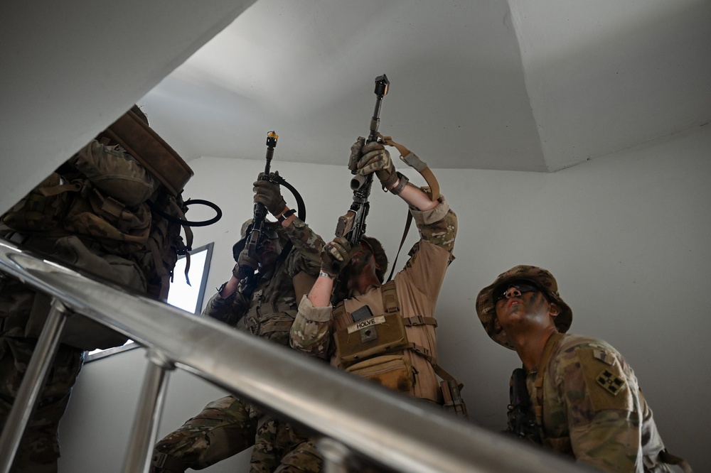 U.S., ROKA Soldiers Train Together on Urban Warfare, CWMD During Ulchi Freedom Shield