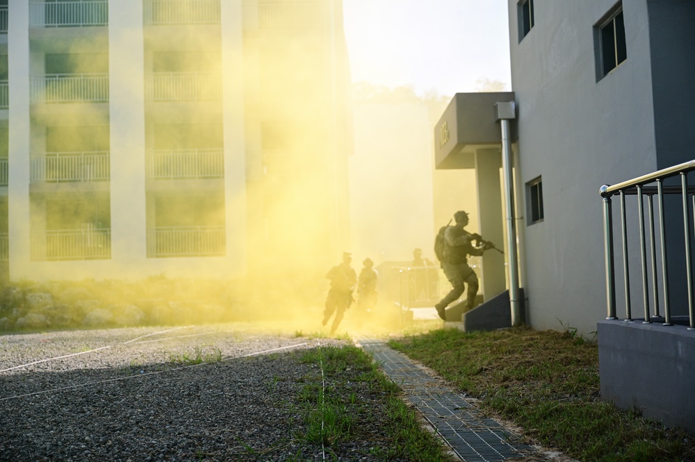 U.S., ROKA Soldiers Train Together on Urban Warfare, CWMD During Ulchi Freedom Shield