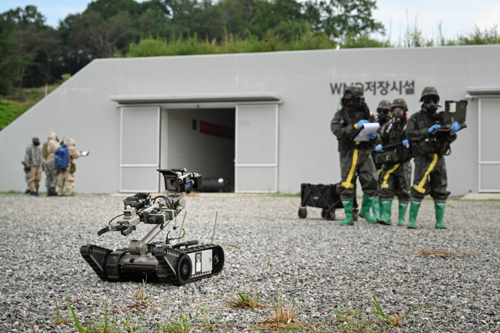 U.S., ROKA Soldiers Train Together on Urban Warfare, CWMD During Ulchi Freedom Shield