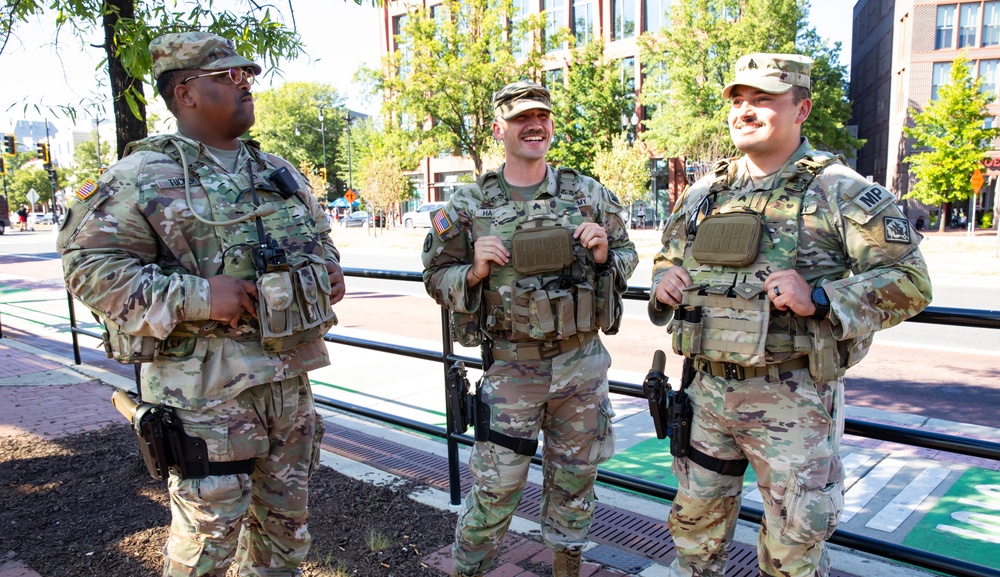 112th Military Police Battalion, Mississippi Army National Guard, patrol Eastern Market Metro Station