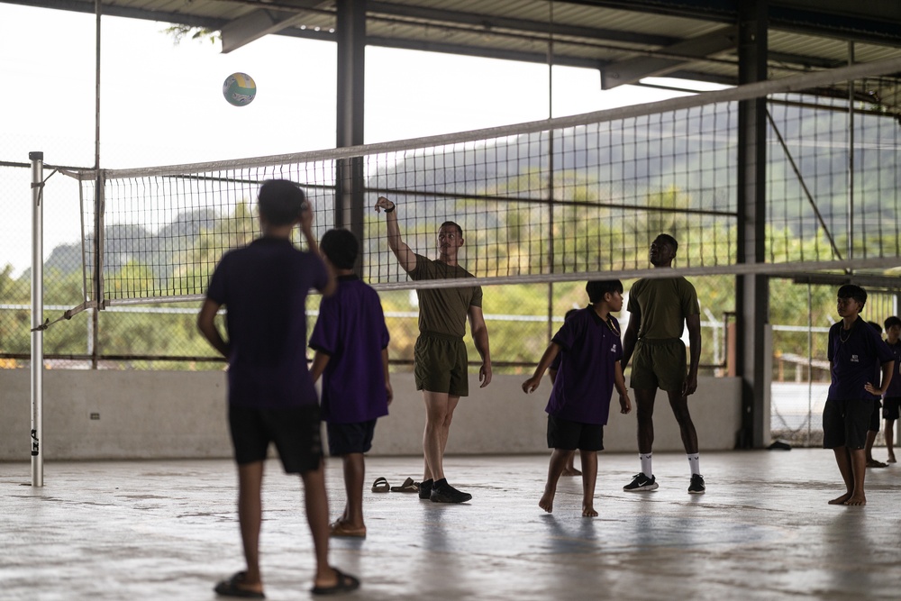 Koa Moana 25 Marines and Sailors Connect With Pohnpeian Youth