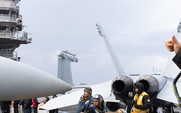 USS Gerald R. Ford (CVN 78) Conducts Flight Deck Operations