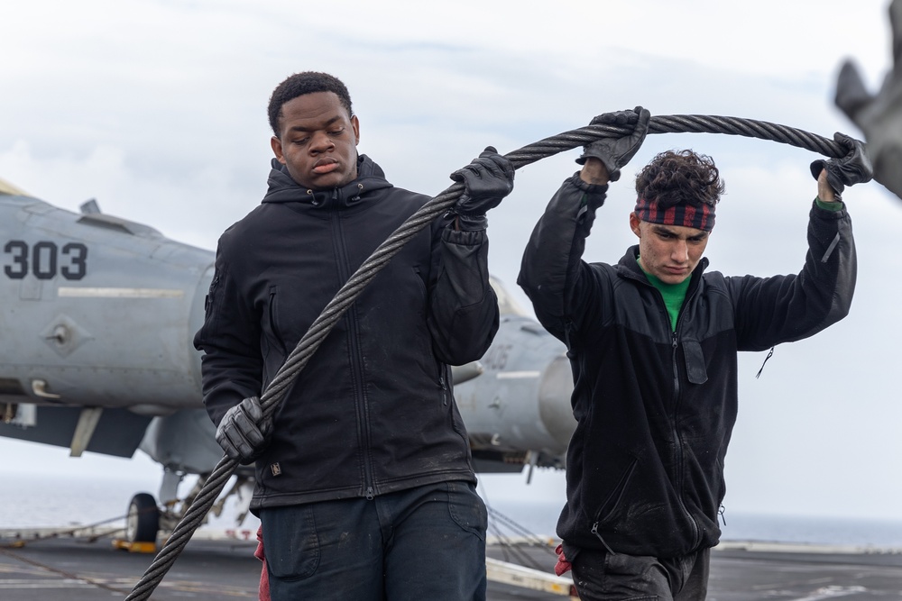 USS Gerald R. Ford (CVN 78) Conducts Flight Deck Operations