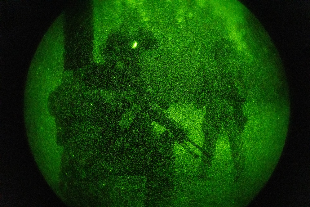3rd Reconnaissance Battalion Conducts Night Operation