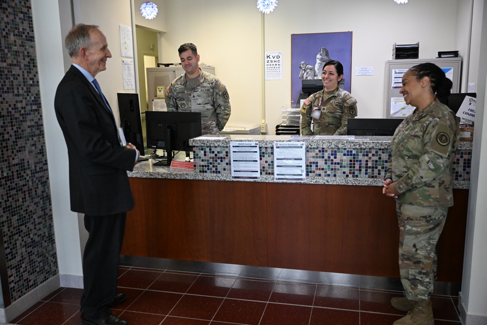DHA Director Visits the Vicenza Army Health Clinic