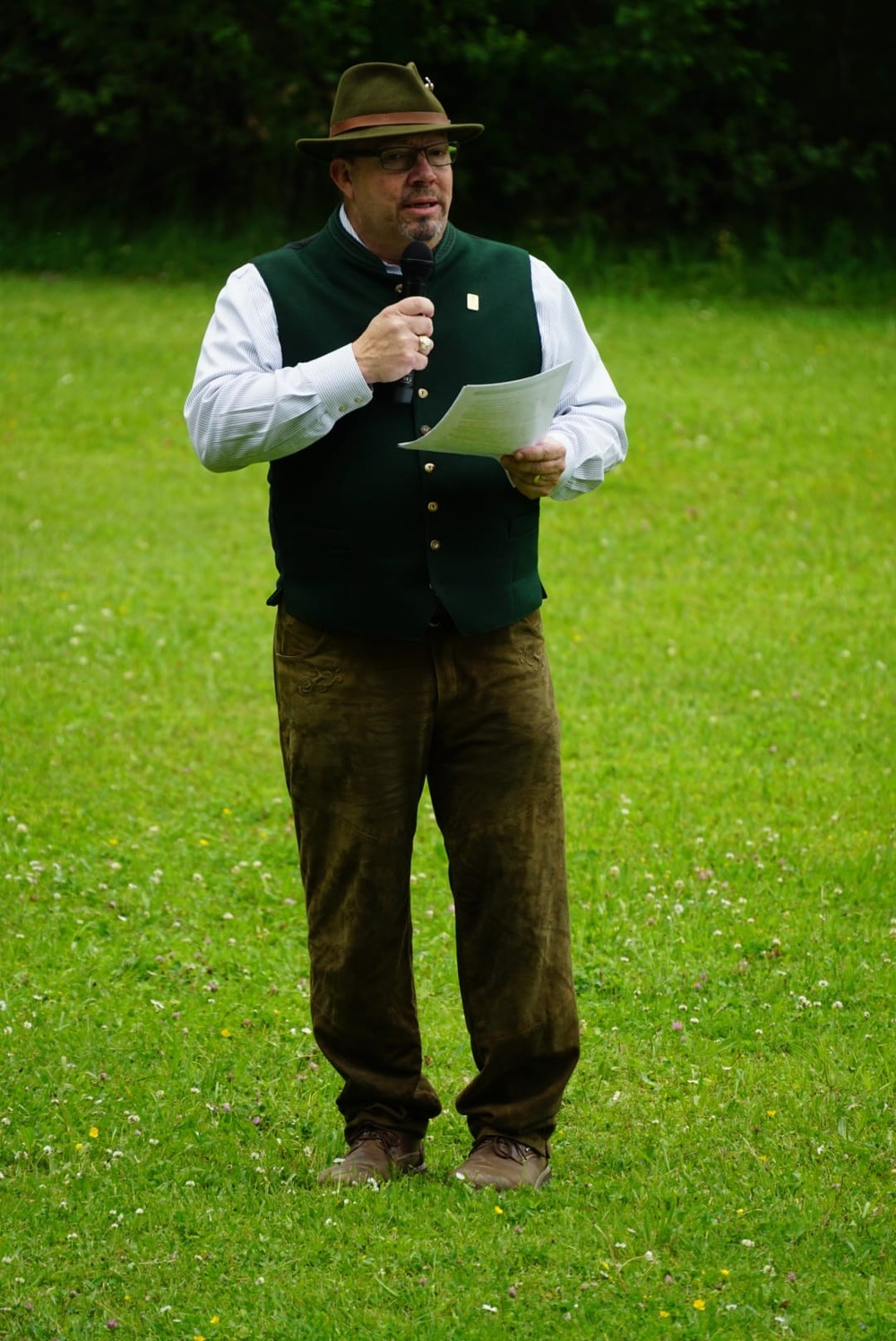 USAG Stuttgart celebrates German-American friendship in hunting ceremony