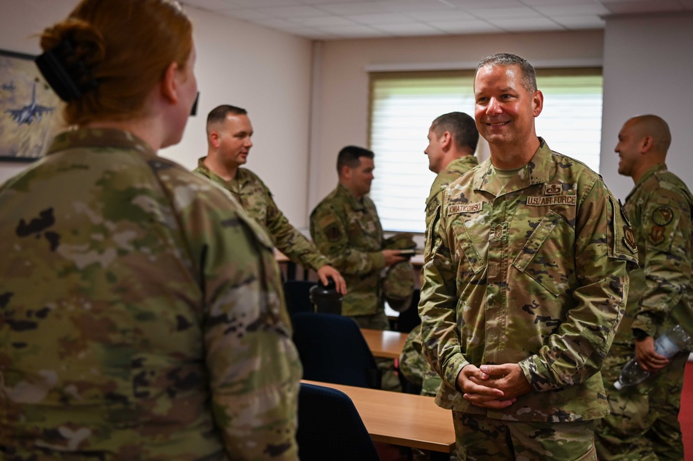 Spangdahlem Airmen welcome Chief Kwiatowski