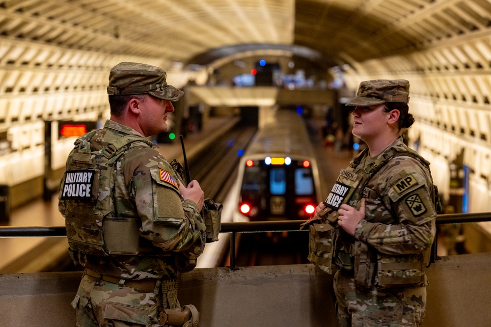 Tennessee National Guard Soldiers patrol D.C. Metro
