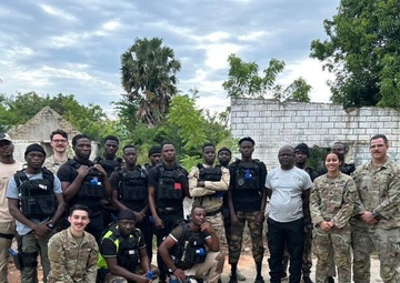 SETAF-AF conducts knowledge exchanges with Côte d’Ivoire’s national assault police unit