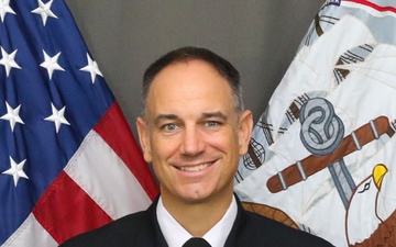 Decorated Seabee Brings Global Expertise to NAVFAC Washington as New Executive Officer