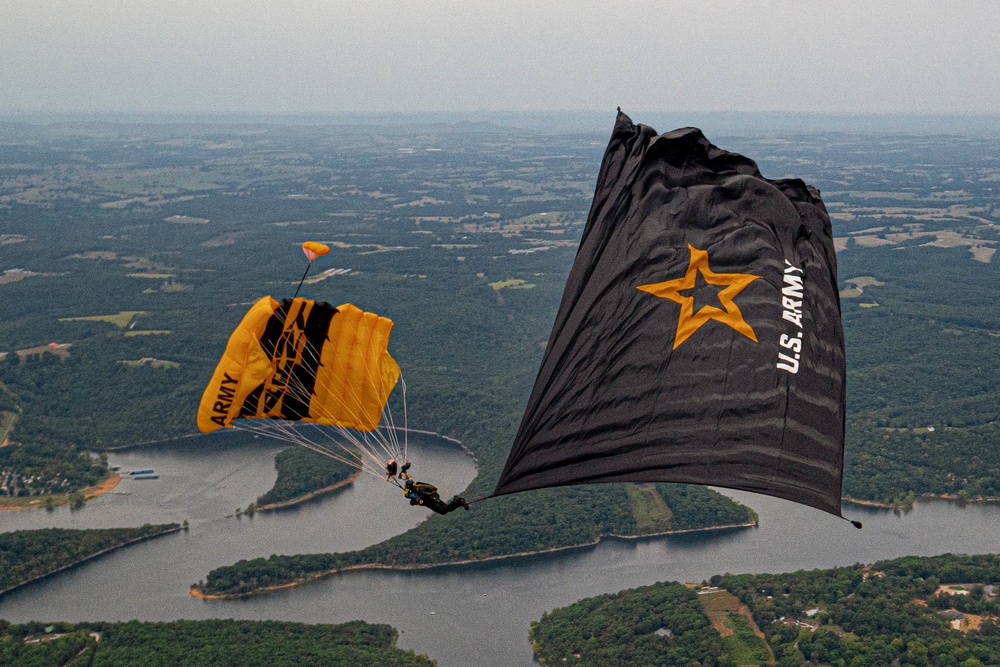 U.S. Army Golden Knights Demonstration at Thunder Ridge Nature Arena 2025