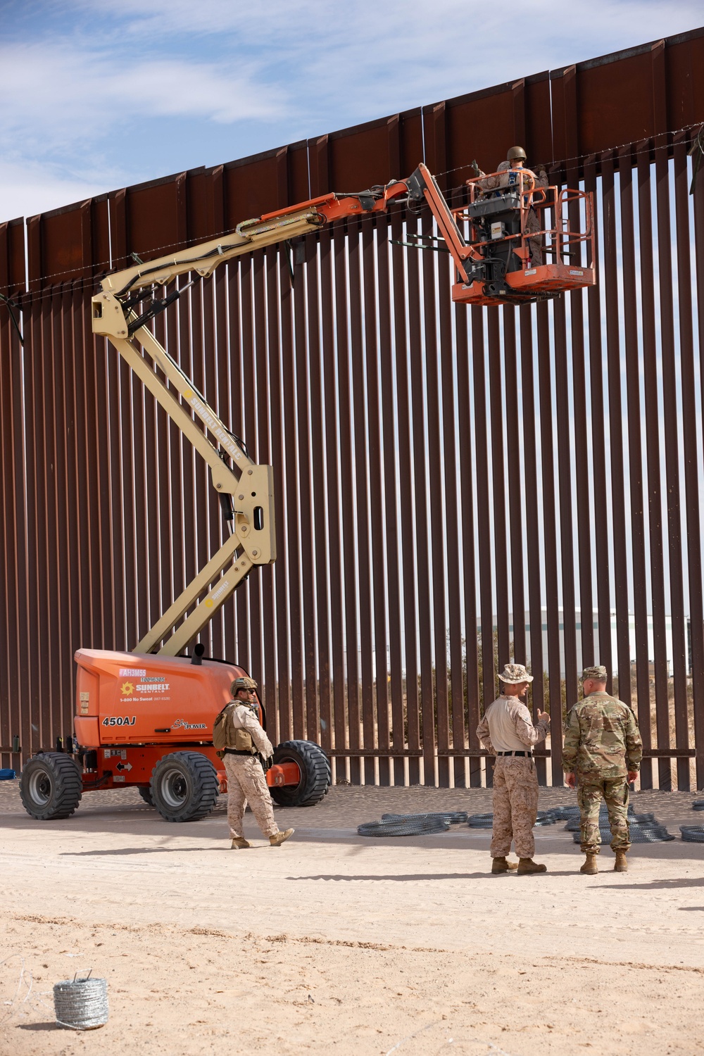 Joint Task Force-Southern Border leadership visits Combat Logistics Battalion 15