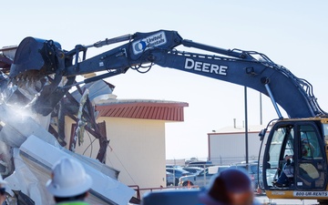 Building 1400 demolition begins