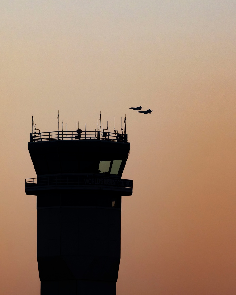 Night Flight: F-22 and F-35A Shine Over EAA AirVenture