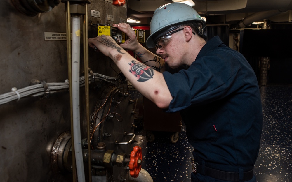 Sailors Maintain Readiness Aboard USS Ronald Reagan