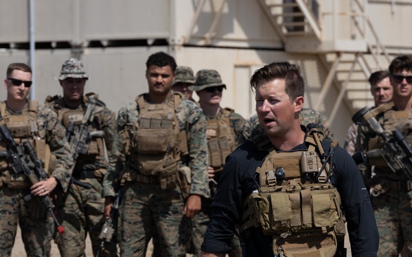 1/1 Conducts Raid Leaders Course