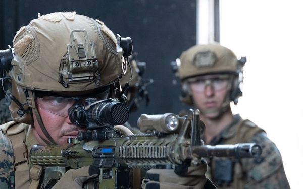 1/1 Conducts Raid Leaders Course