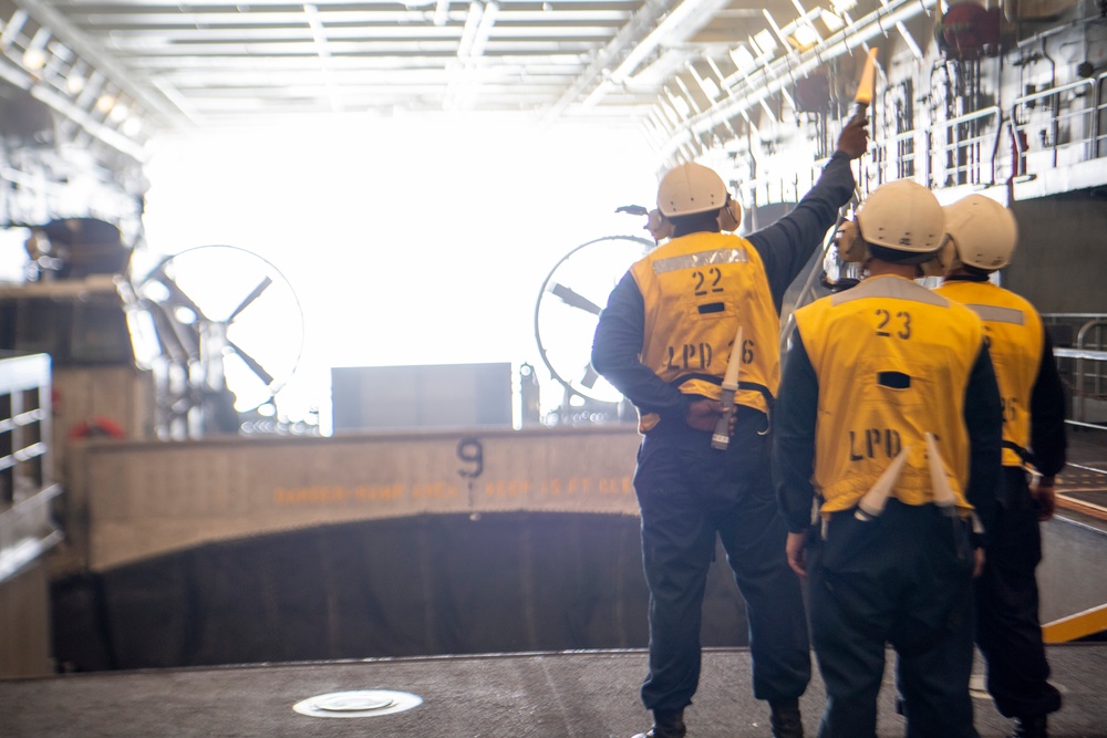 USS John P Murtha conducts well deck operations