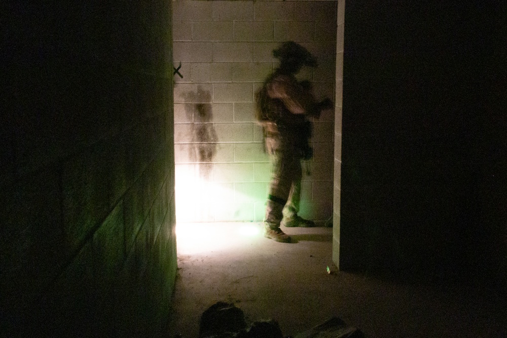 1/1 Conducts Raid Leaders Course