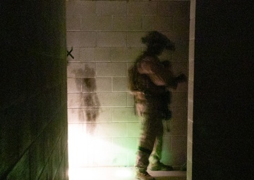 1/1 Conducts Raid Leaders Course
