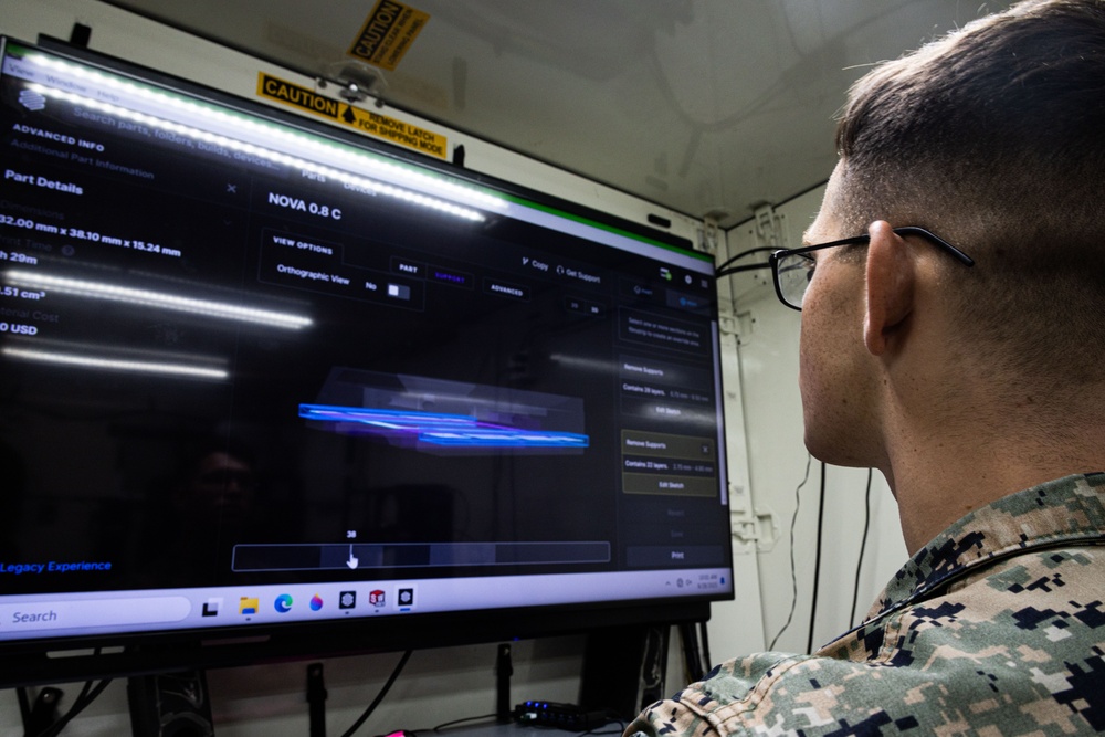 31st MEU | Marines innovate night vision attachments