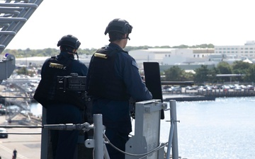 Kearsarge Prepares To Go Underway