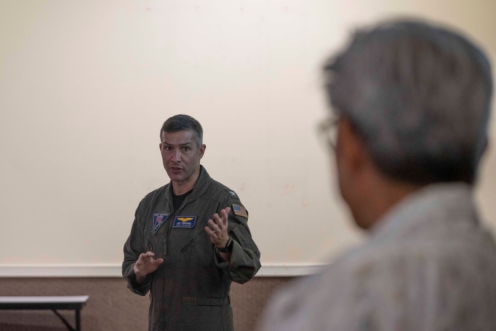 Ambassador in Charge of Okinawan Affairs briefs Okinawa-based Sailors