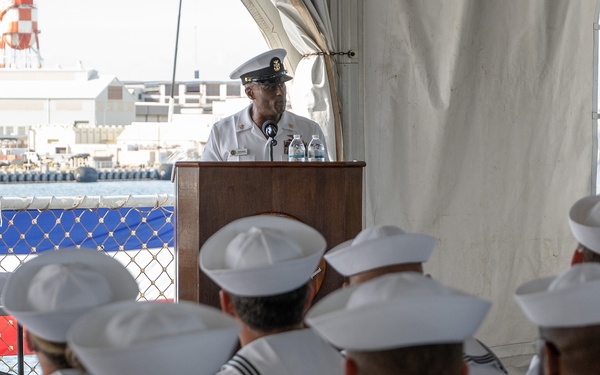Fleet Master Chief Don Davis speaks at the CPO Legacy Academy graduation ceremony