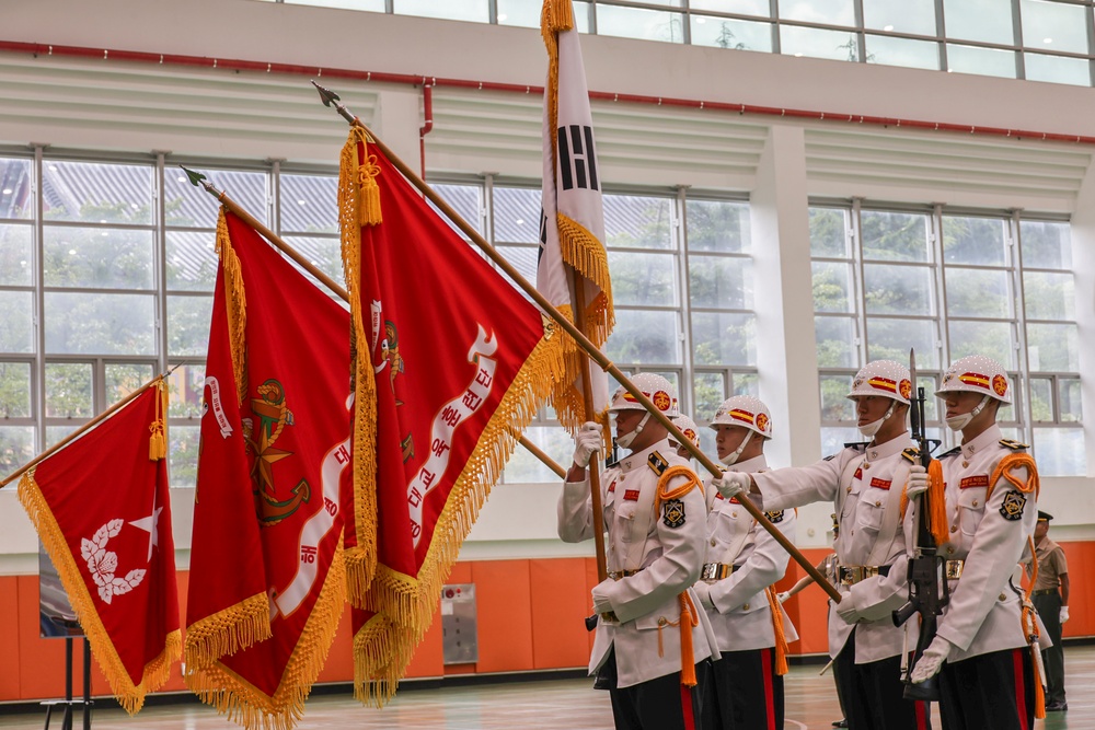 MARFORK attends ROK Marine Corps NCO graduation