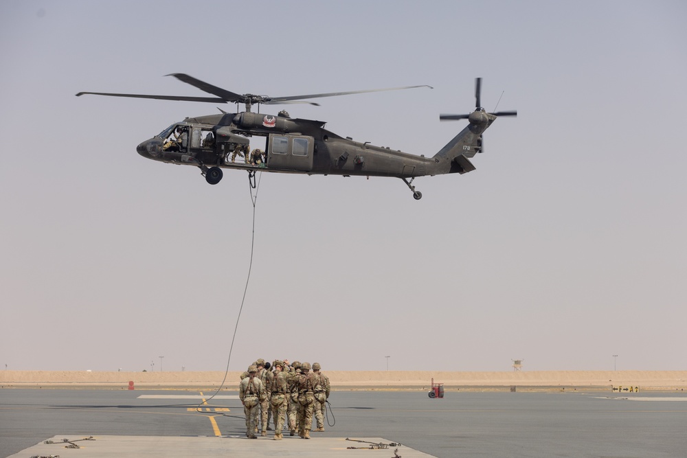 TSAAS Cadre Trains Soldiers in SPIES