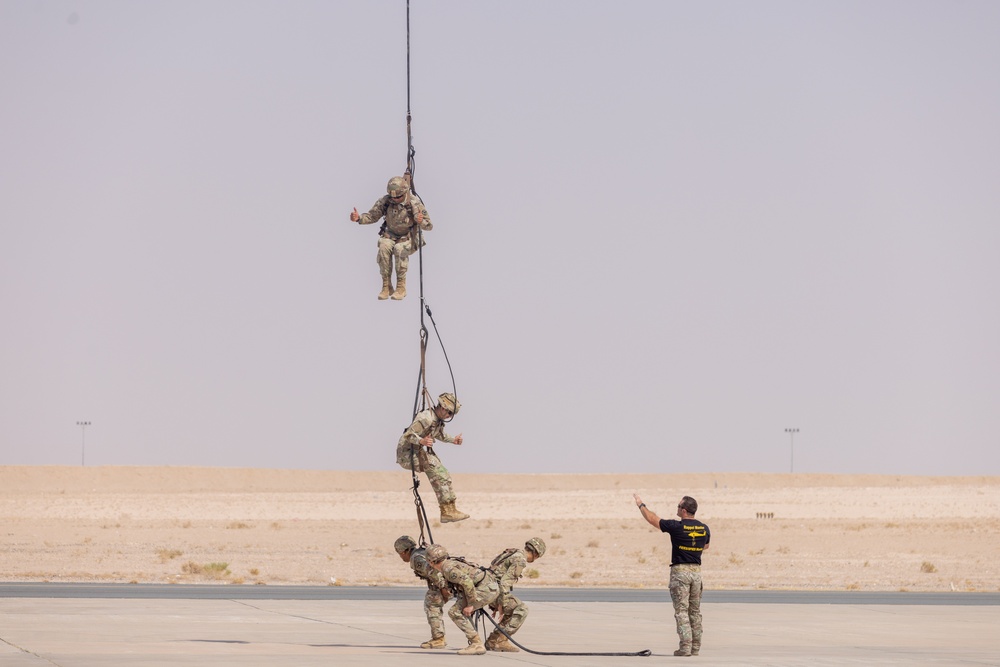 TSAAS Cadre Trains Soldiers in SPIES