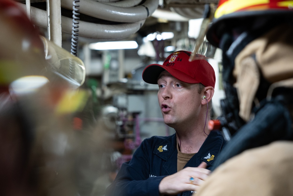 Integrated Training Team General Quarters Drill Aboard USS Curtis Wilbur (DDG 54)