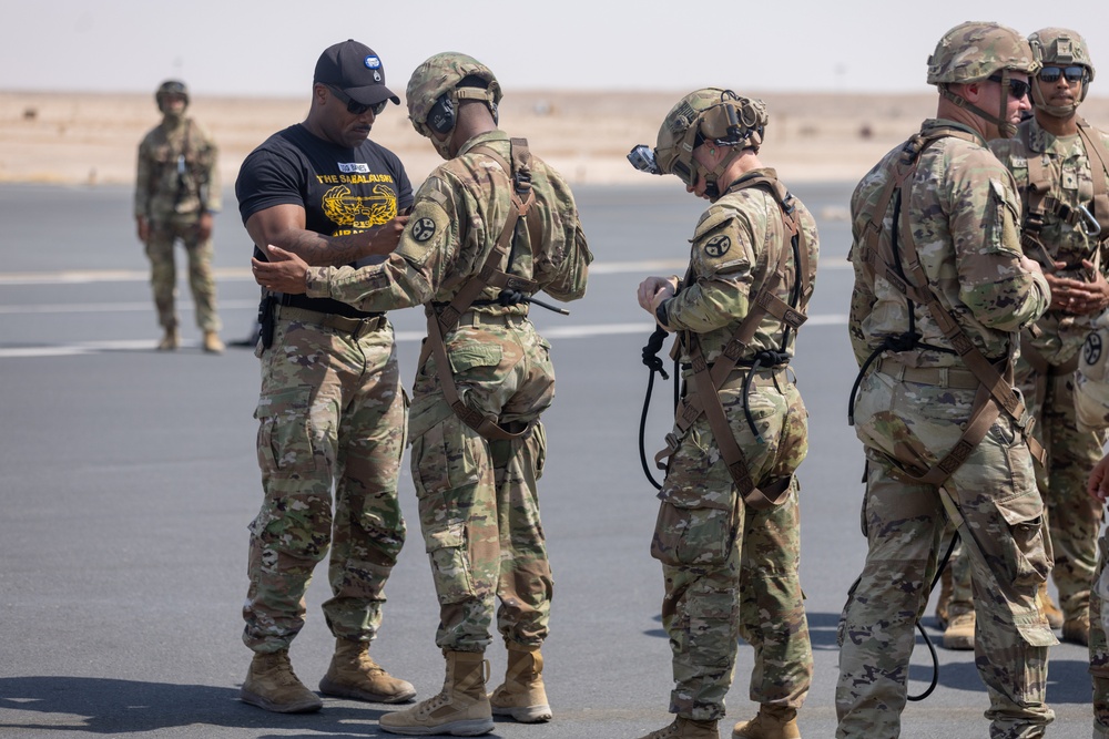 TSAAS Cadre Trains Soldiers in SPIES