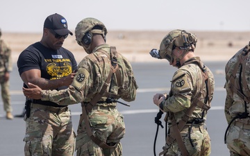 TSAAS Cadre Trains Soldiers in SPIES