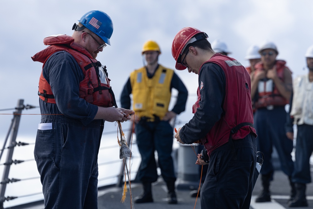 USS Curtis Wilbur (DDG 54) Conducts Underway Replenishment