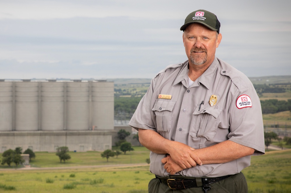 Herd Highlight: Russell Somsen, Oahe Project natural resource specialist