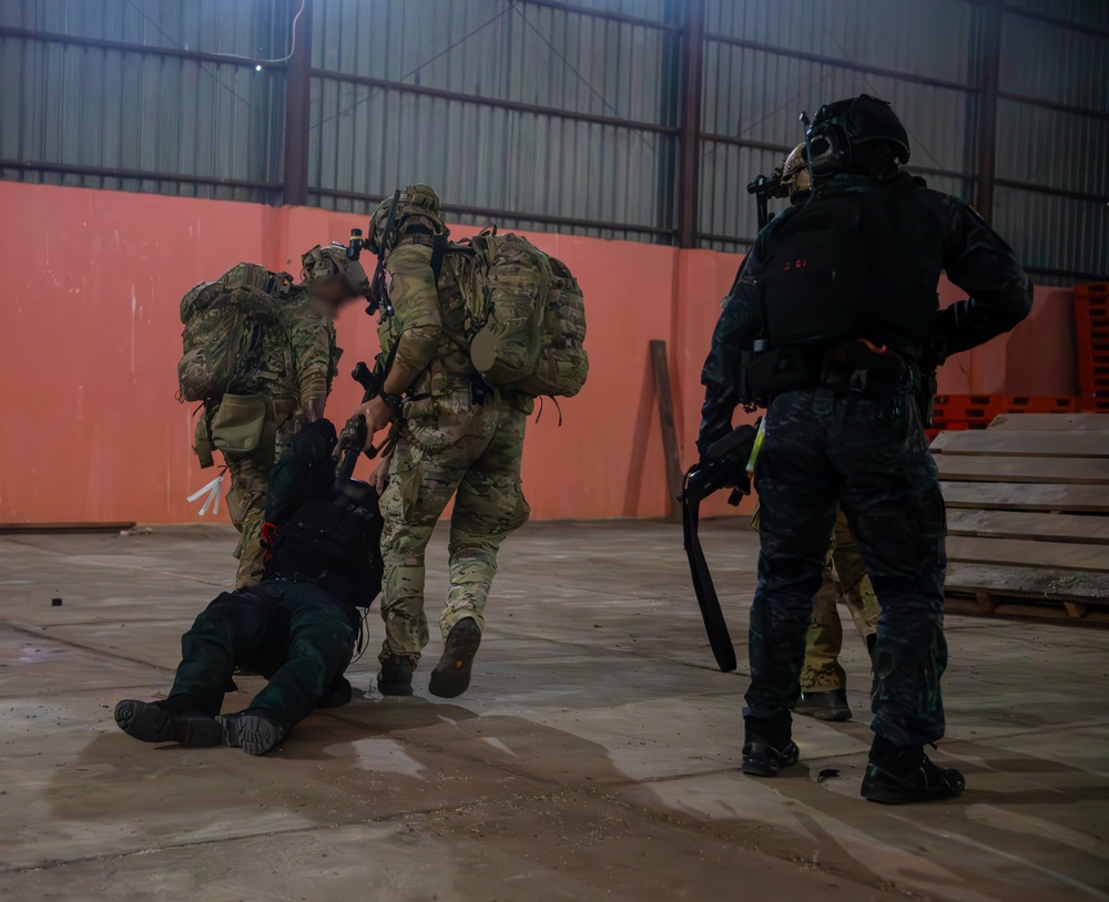 Garuda Shield holds it's annual exercise between the Indonesian National Armed Forces and U.S. Military
