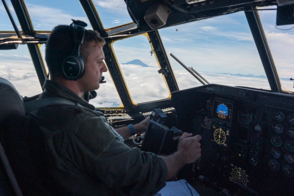 94th Airlift Wing Airmen Assist Aeromedical Evacuation Training during a Department Level Exercise 2025