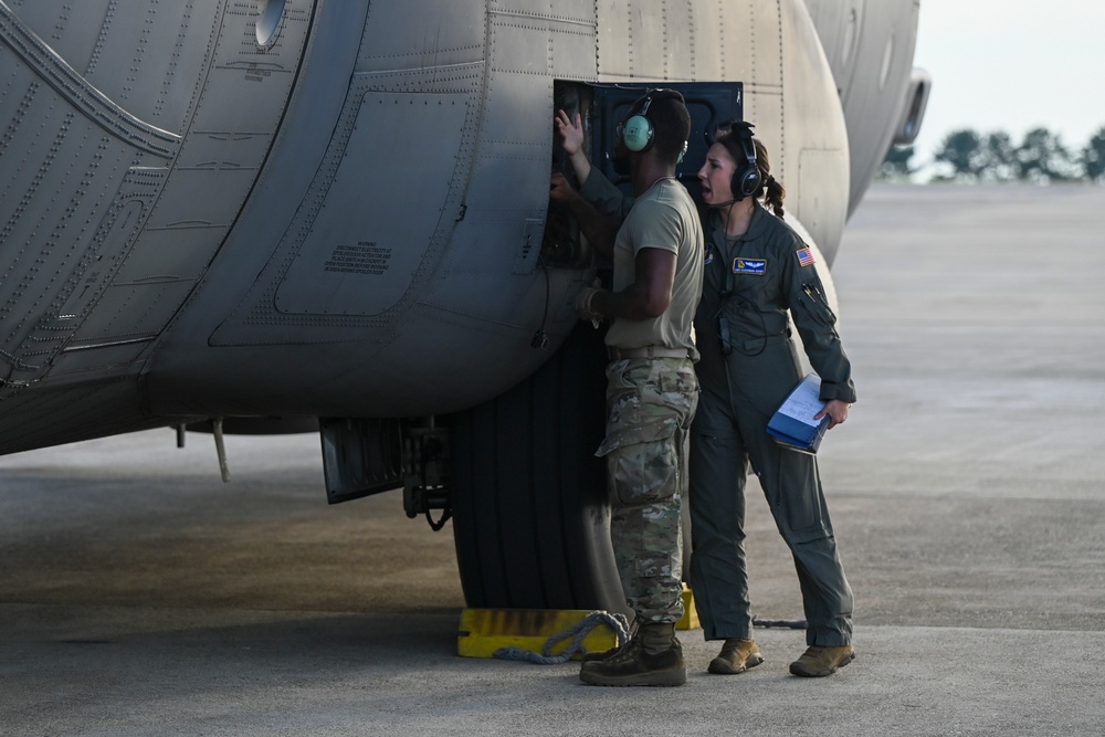94th Airlift Wing Airmen Provide Aerial Cargo Support During Local Training Exercise at Republic of Korea