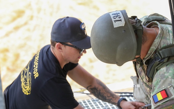 The Sabalauski Air Assault School Conducts the Rappel Tower in Bulgaria