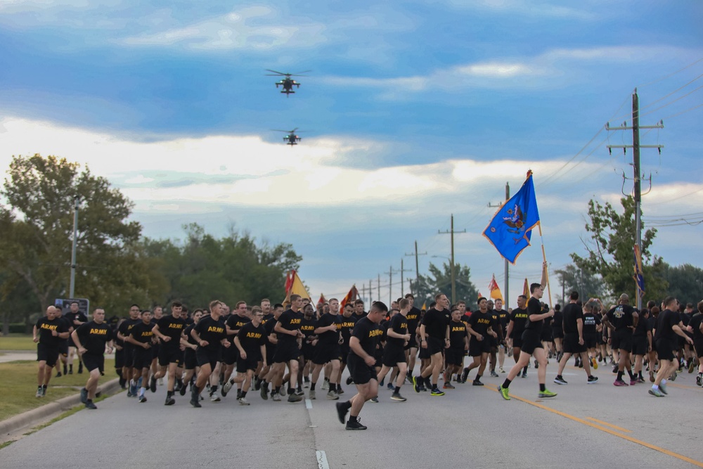 Air Cav joins 1st Cavalry Division Run during CAV Week 104