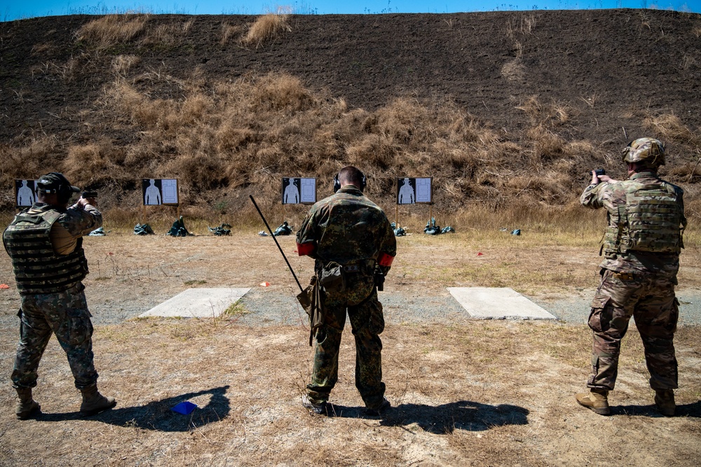 1st Armored Division Soldiers under Task Force Iron conduct German Schützenschnur range