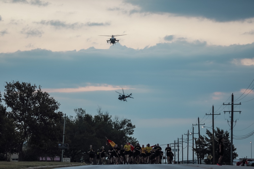 Air Cav joins 1st Cavalry Division Run during CAV Week 104