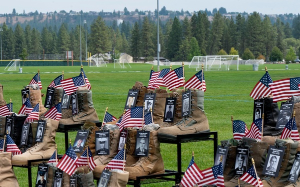 The Wall That Heals brings reflection, honor to Spokane